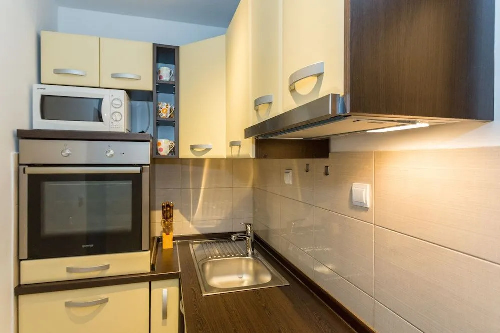 Sea View Apartments - Perovic