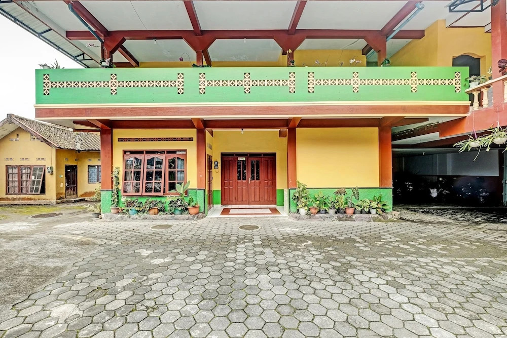 Hotel O Muria