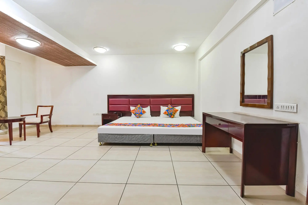 Fabhotel Gl Residency