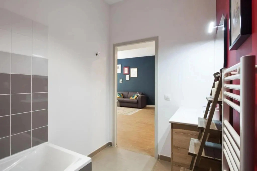 Modern and design 1br in Marseille city-center