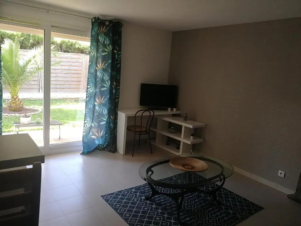 Lovely Studio & Garden - Pres Des Plages Cagnes-Sur-Mer (Adults Only)
