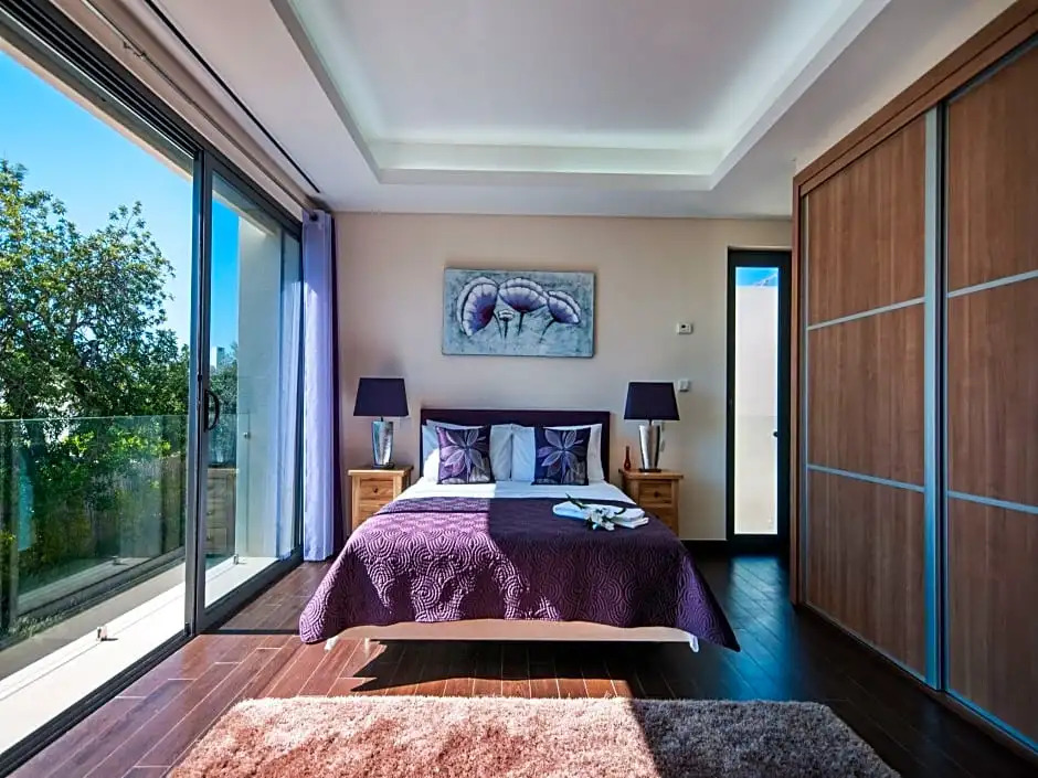 Luxurious Villa in Tavira with Private Swimming Pool