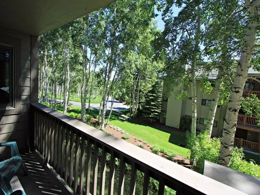 Snow Flower 107 2 Bedroom Condo by RedAwning