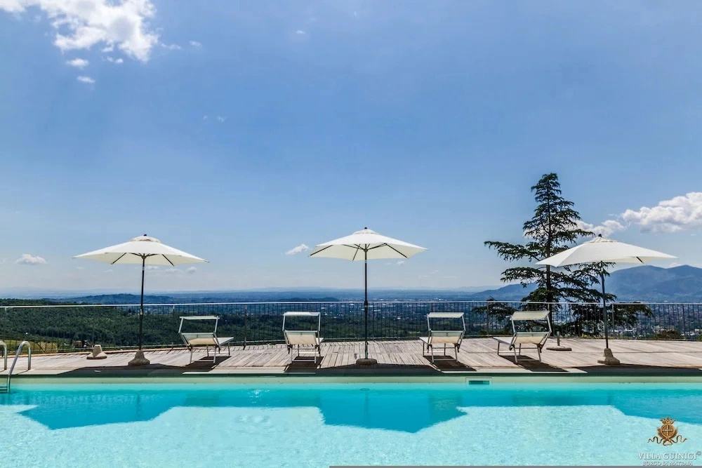 Caravaggio Deluxe Apartment Villa Guinigi
