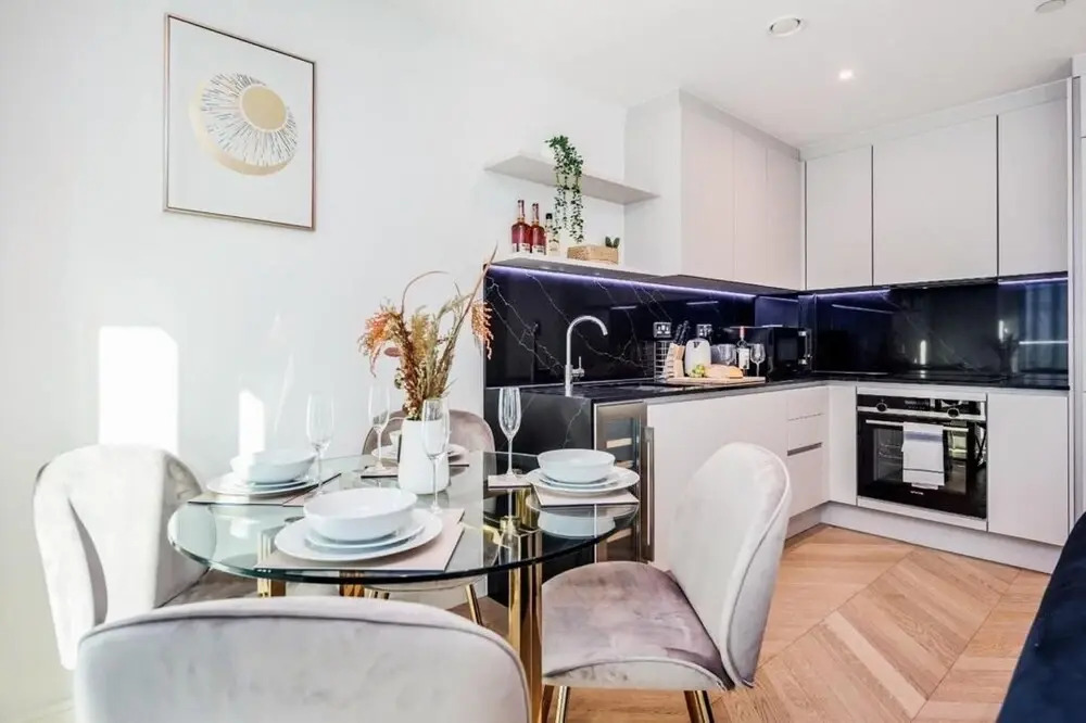 Cosy London Apartment Near River Thames