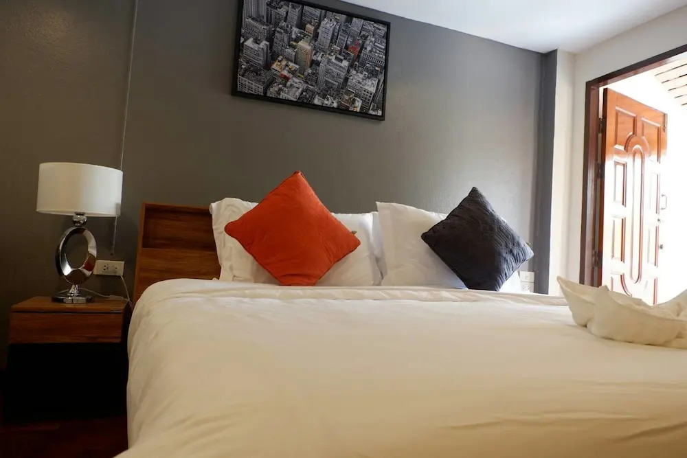 Sereno Nimman Hotel