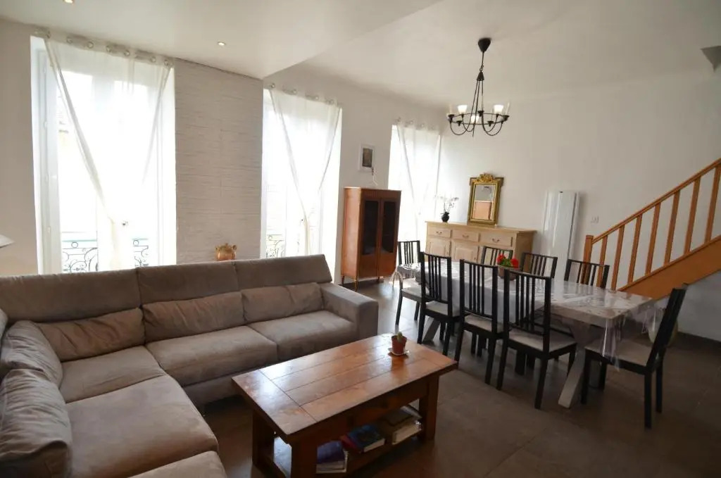 Appartement Duplex 6 personnes avec parking Nice centre