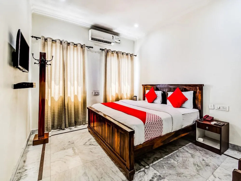 OYO 22400 Hotel Lichana Haveli