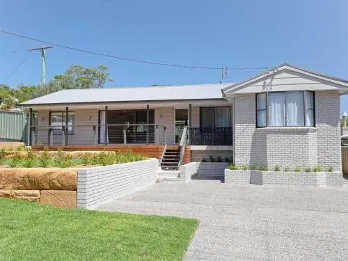 Bay Dream Believer', 16 Verona Road - Pet Friendly, Boat Parking And Wifi