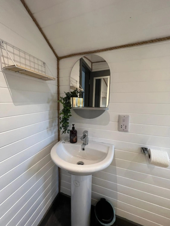 Westwind Pod