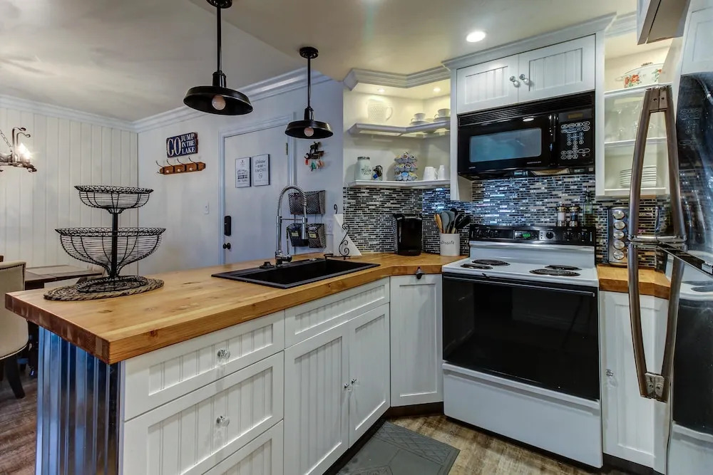 Brianwood Condos