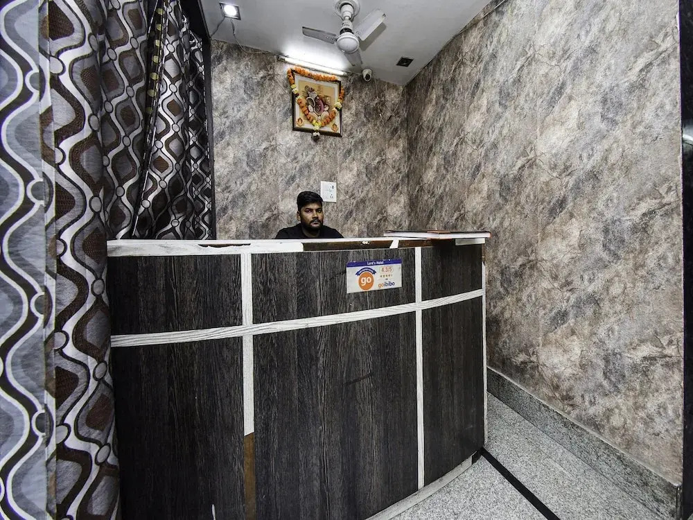 OYO 2615 Hotel Lords