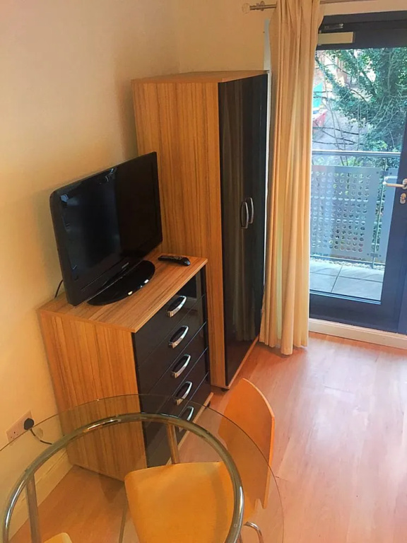 Empire Serviced Apartments