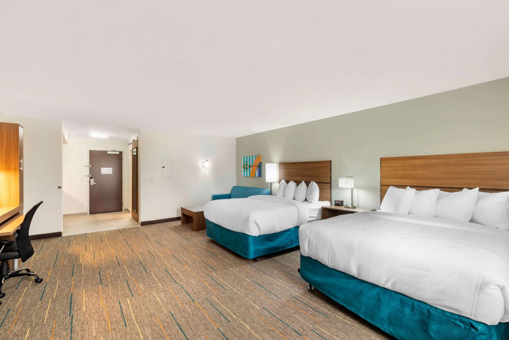 MainStay Suites Lancaster Dallas South