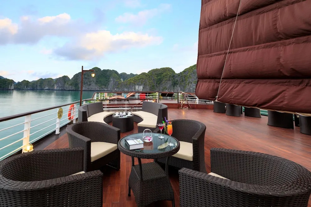 Azalea Cruise