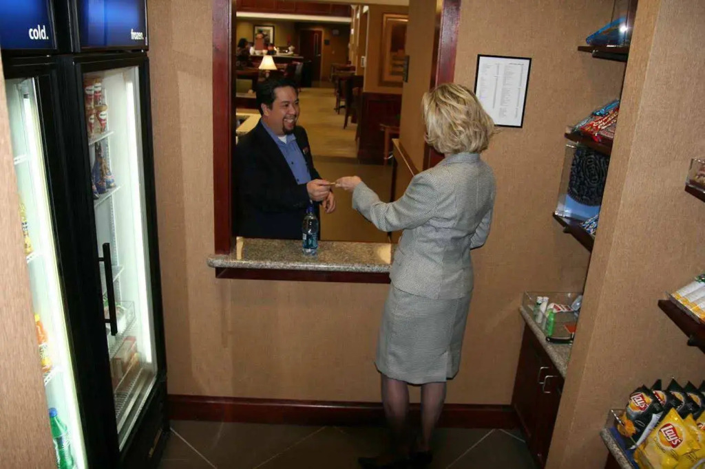 Hampton Inn & Suites Norfolk-Airport