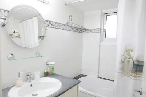 European Uni Apartment