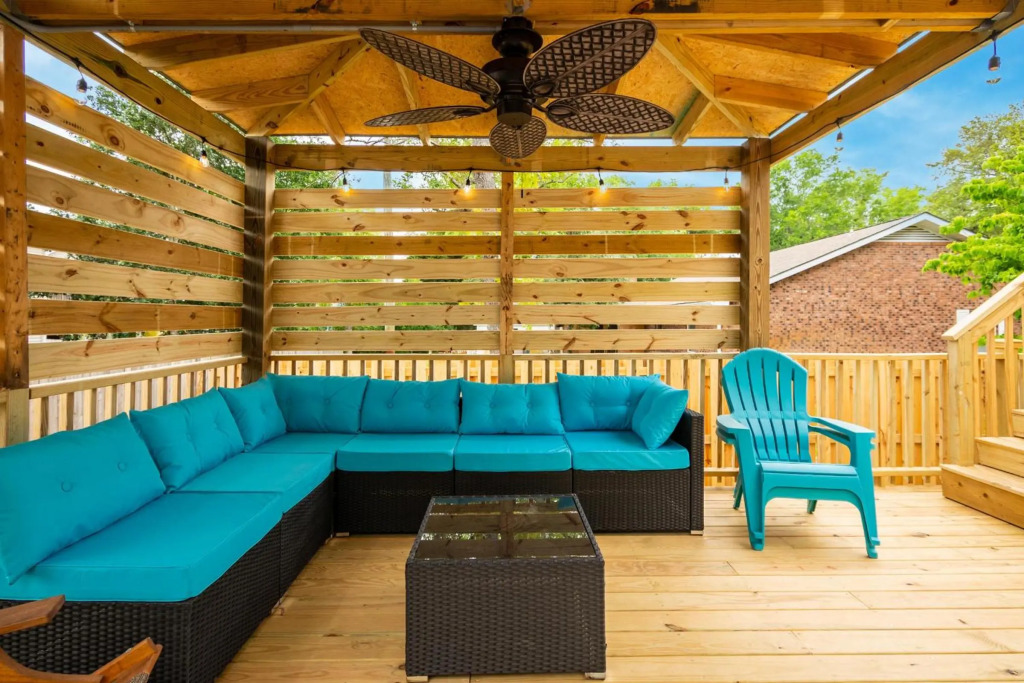 Woodlands Wonder by Oak Island Accommodations