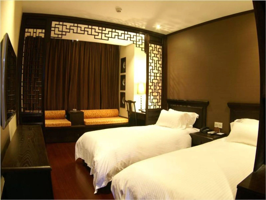 Baolong Homelike Hotel (Mudanjiang Branch)