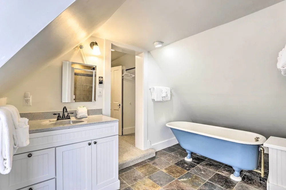 Close to Main St & Slopes: Breck Home w/ Hot Tub!
