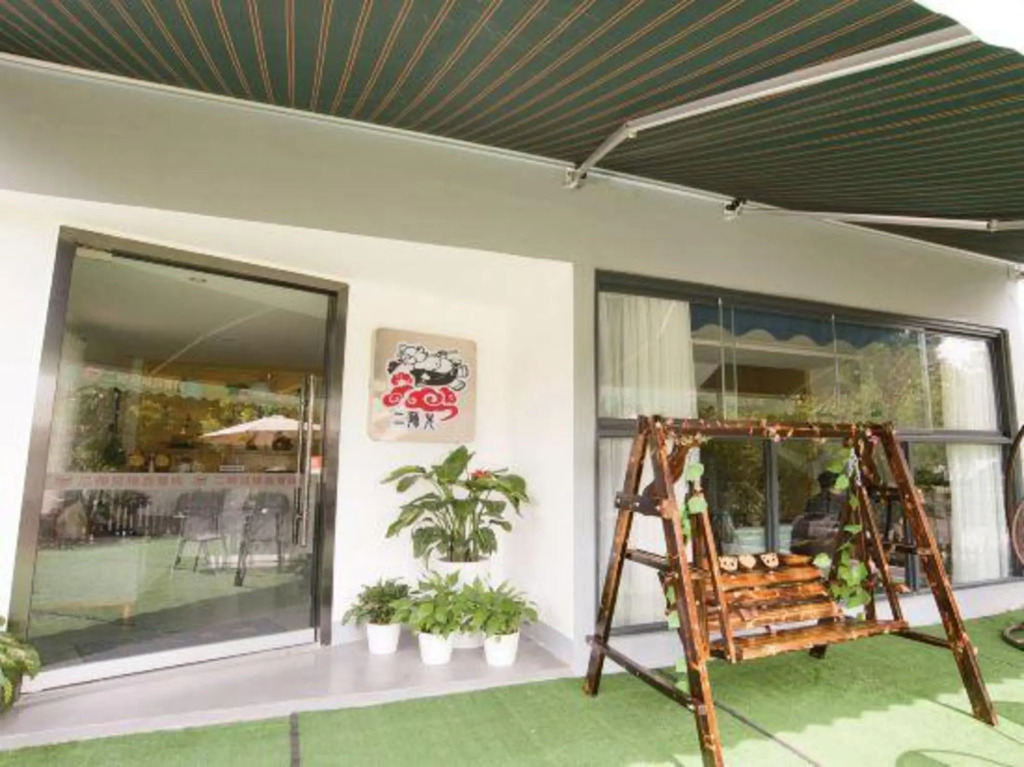 Ershixiong Inn (Zhuhai Chimelong Tourist Resort Store)