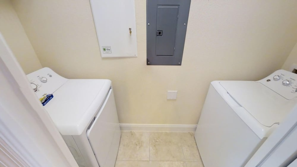 Festival Resort 305