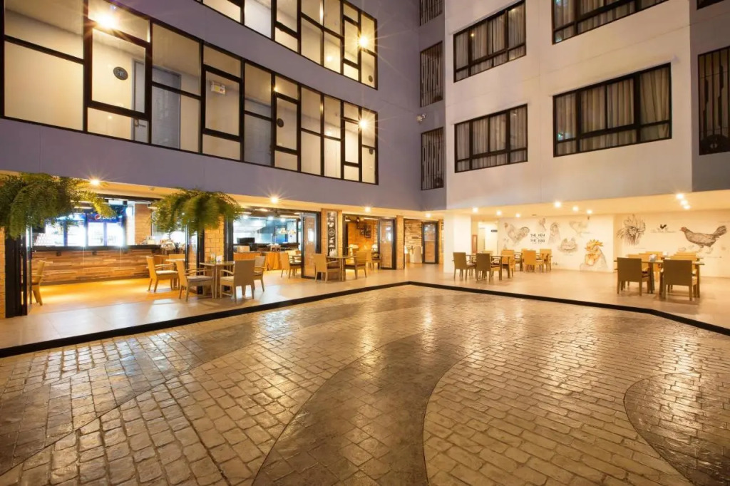 Xen Hotel Nakhon Pathom - SHA PLUS