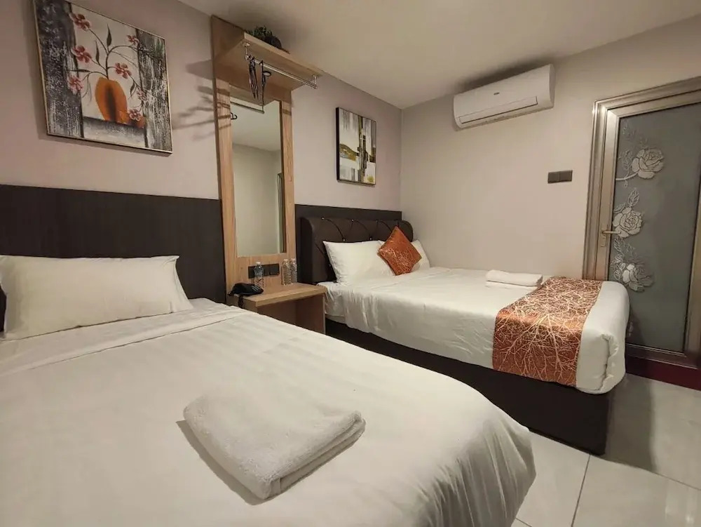 Hotel Mawar Inn