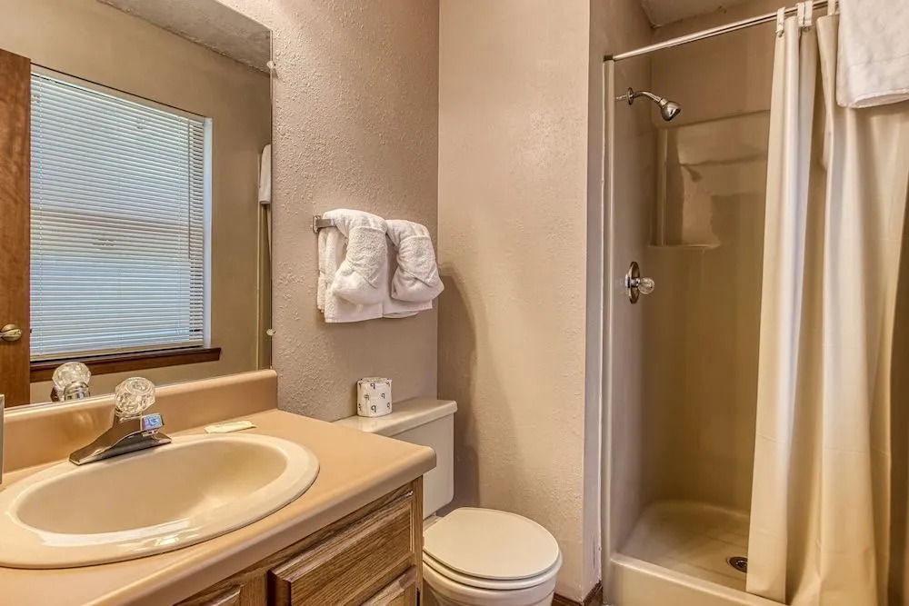 Pinecrest Townhomes