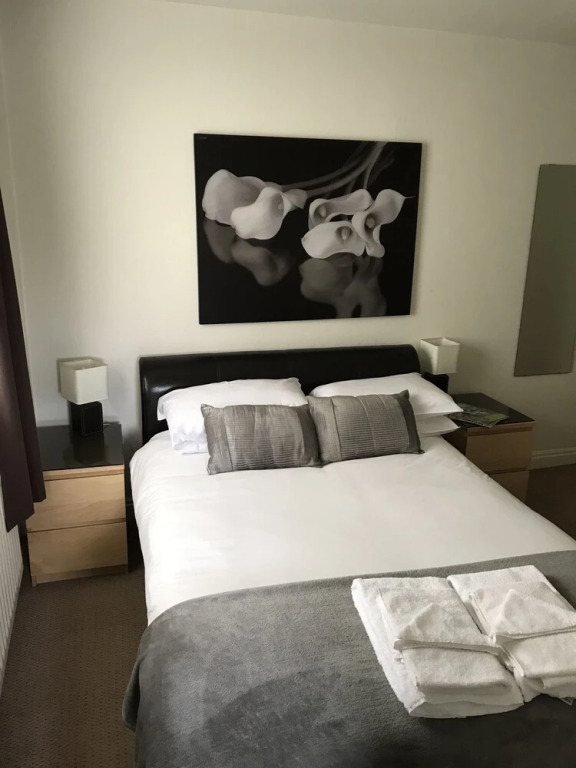 Feildens Arms Hotel