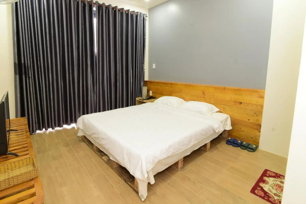 Gấus House