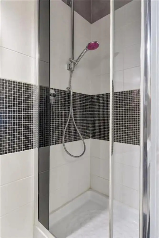 Torino Savoia Wooden Duplex Apt