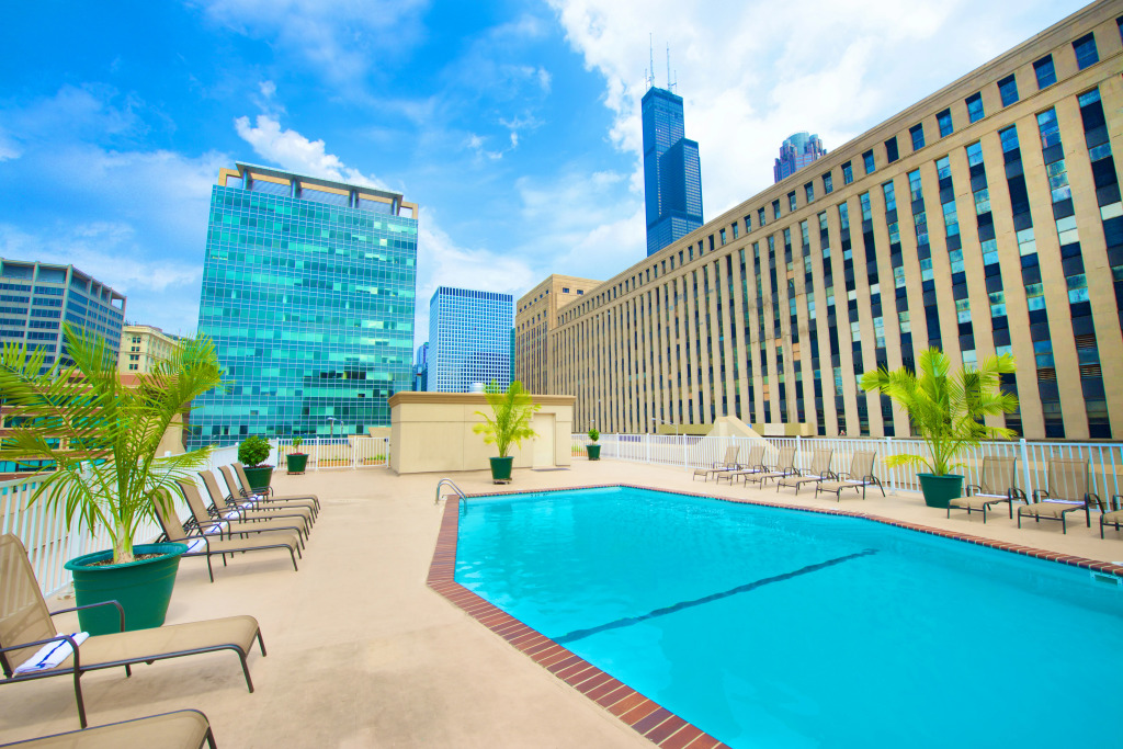 Holiday Inn & Suites Chicago-Downtown by IHG