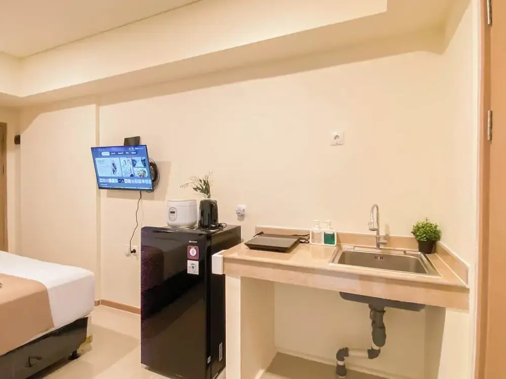 Compact And Homey Studio At Meikarta Apartment