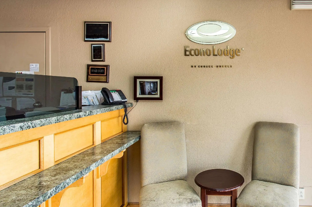 Economy Inn