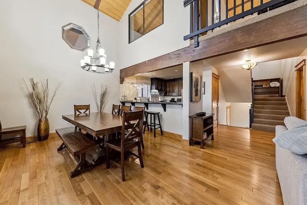 1192 Timber Lane 4 Bedroom Home