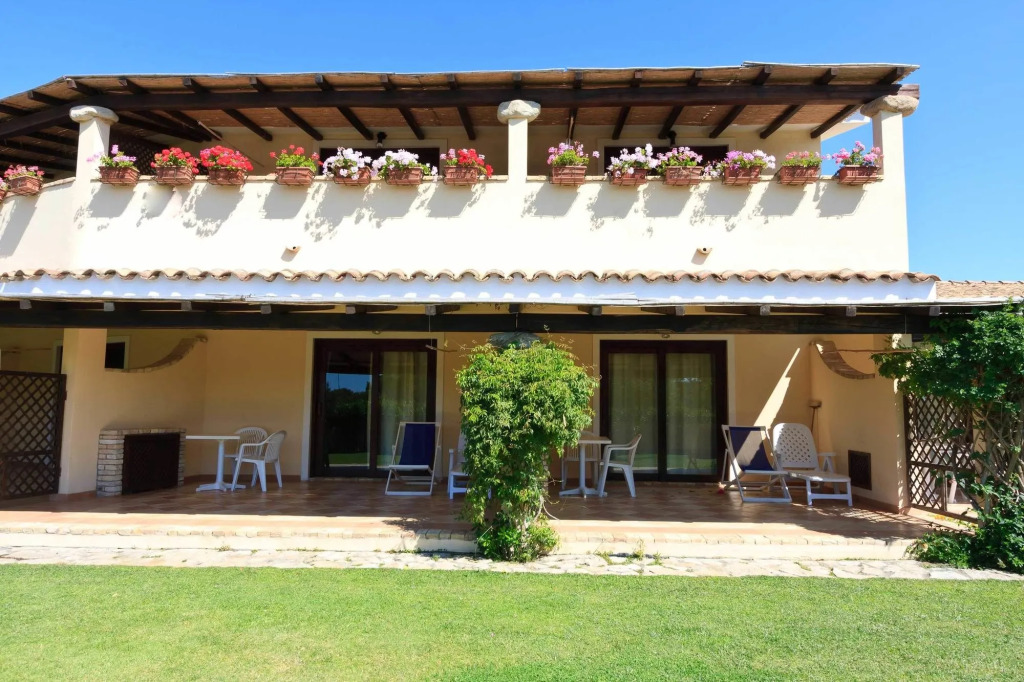 Porto Giunco Residence