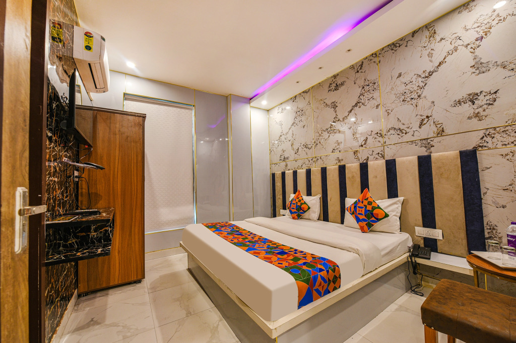 FabHotel The Dreams