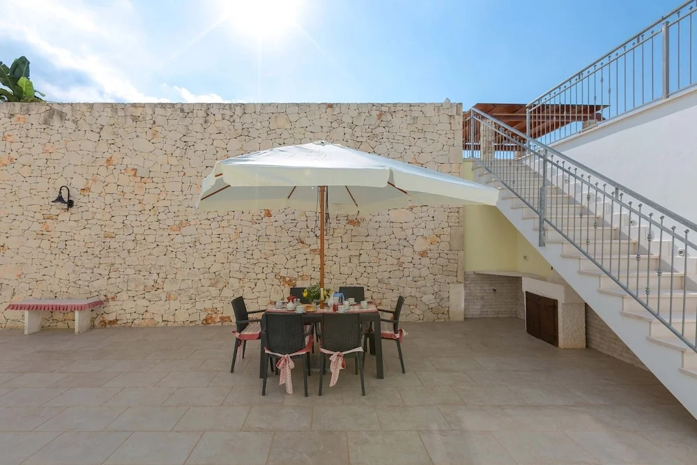 2088 Villa Marilda
