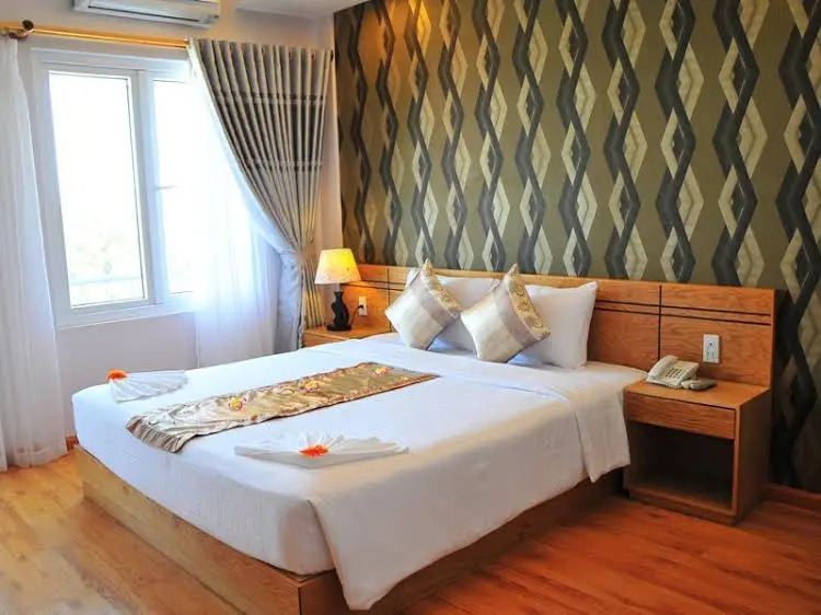 Maritime Hotel