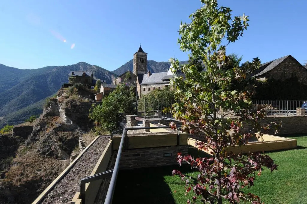 Casa de pagès La Comella