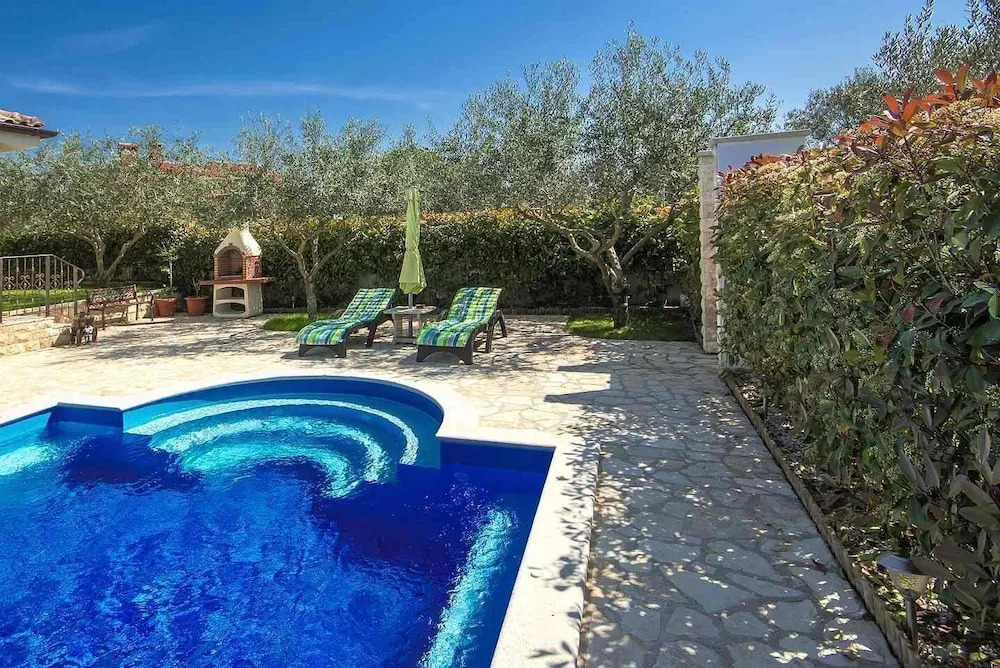 Villa Adry