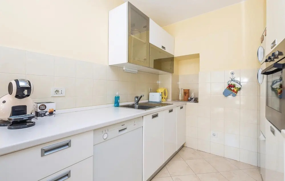Beautiful Home In Kastav With Kitchen