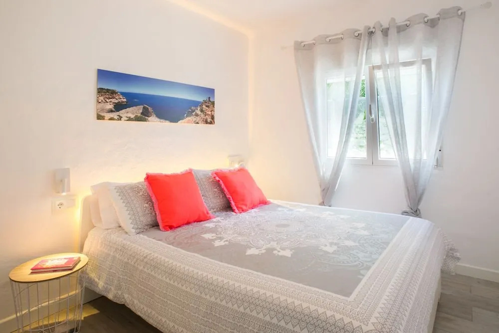 VILLA BOIRA SANTANY by PriorityVillas