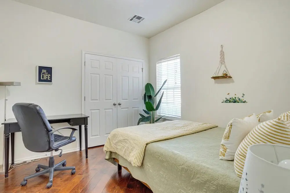 Private Patio + Yard: Home By Tinker & Hospitals!