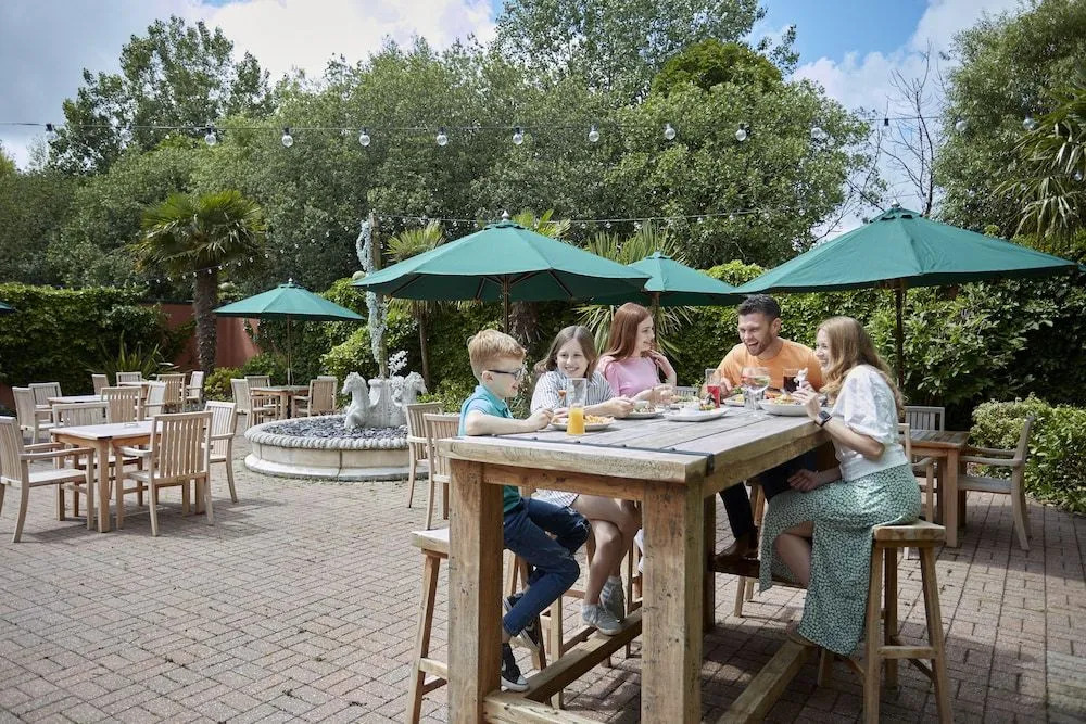 Southview Park Hotel