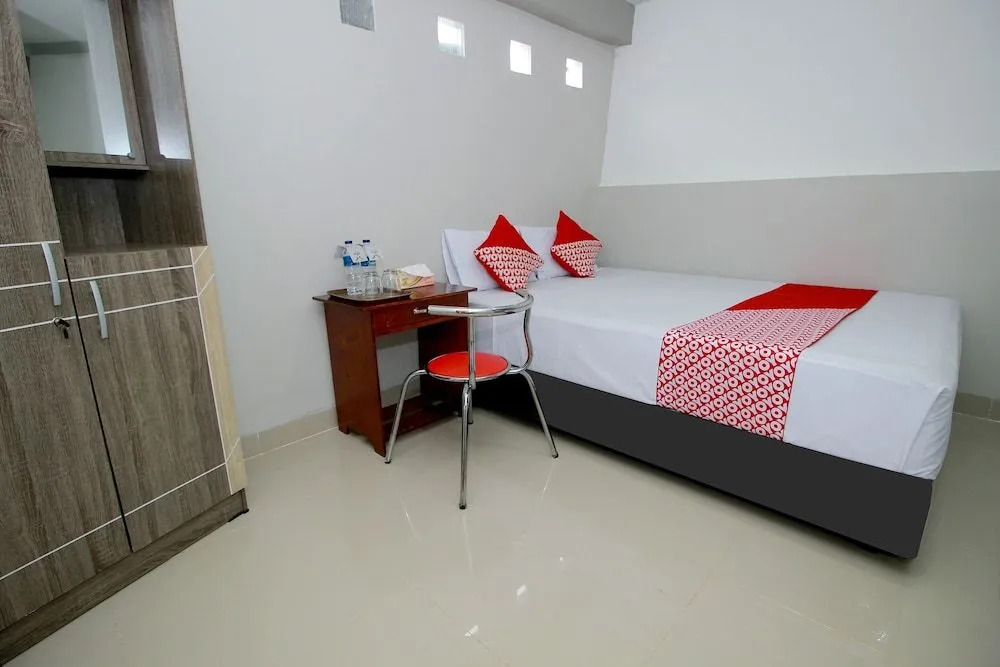 OYO 739 Guest House Si Kancil