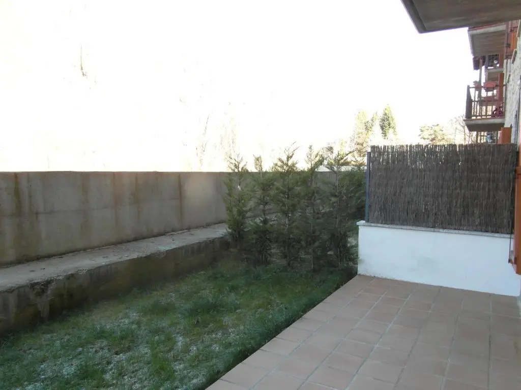 B25 - la Granja, Bajo Con Jardín - Villmor
