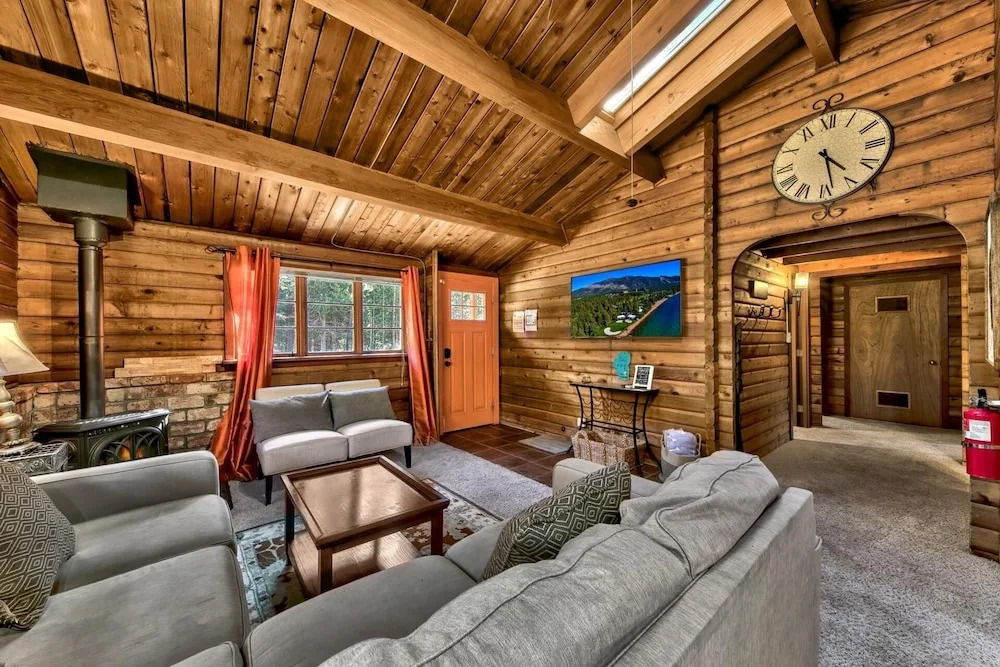 1577a The Tahoe Lazy Bear 3 Bedroom Cabin by RedAwning