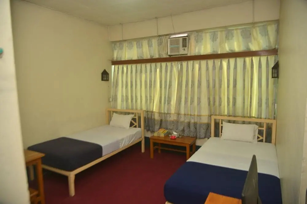 Smile Motel